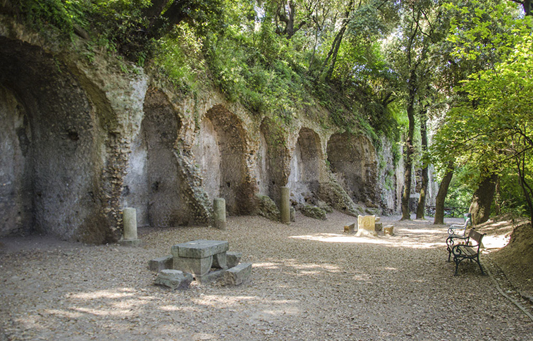 antiche mura della villa