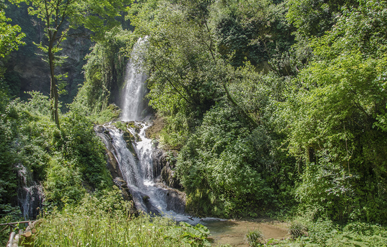 cascata del fiume aniene