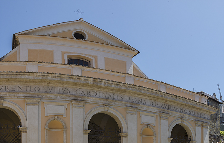 esterno della cattedrale di san lorenzo martire